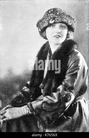 Agnes AYRES (1898-1940) actrice de film américaine en 1921 Banque D'Images