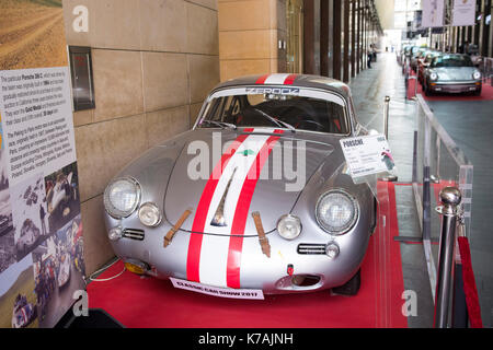 Beyrouth, Liban. 15 sep, 2017. 1964 Porsche 356 c sur l'affichage à la classic car show à Beyrouth souks, Beyrouth Liban crédit : mohamad itani/Alamy live news Banque D'Images