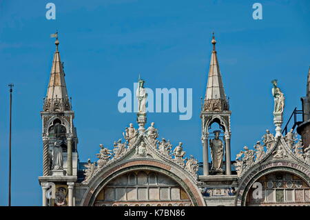 Fragment de beauté la basilique Saint Marc à la place San Marco ou piazza, Venezia, Venise, Italie, Europe Banque D'Images