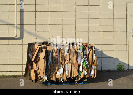 11 septembre 2017 - chippewa falls, Wisconsin : livré en carton pour recyclage de Chippewa Falls, Wisconsin, le 11 septembre, 2017 Banque D'Images