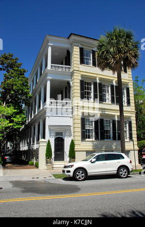 Demeures d'avant sur la rue East Battery de Charleston, Caroline du Sud Banque D'Images