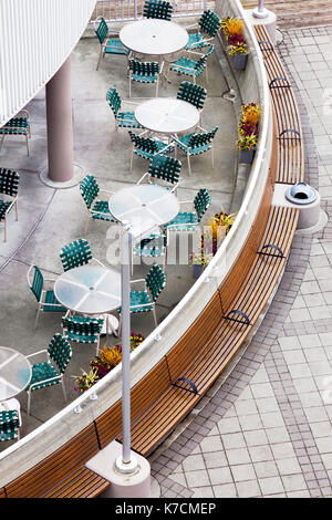 Café en plein air vue du haut vers le bas style rétro moderne. Banque D'Images
