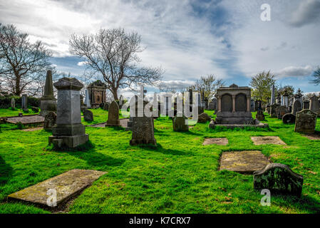 Pierres tombales au cimetière près de l'église de holy rude, Stirling, Ecosse Banque D'Images