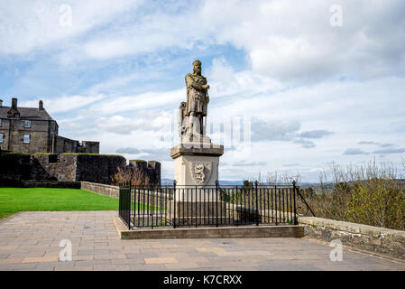 Statue de robert le Bruce à l'extérieur du château de striling, Central Scotland Banque D'Images