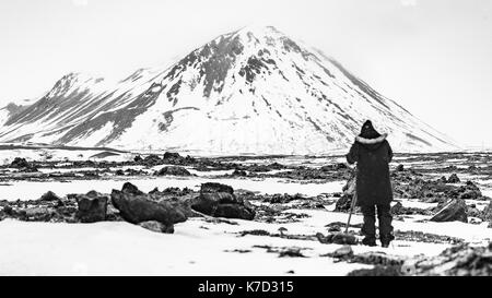 Photographe solitaire la compilation de son image de la région volcanique de l'islande Banque D'Images
