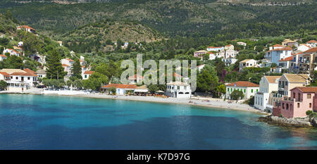 Le magnifique village d'Assos Kefalonian Banque D'Images