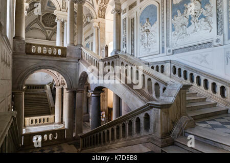 Staircase, Université, Universita Degli Studi di de Catane, ancien monastère bénédictin baroque de San Nicolò l' ArenaCatania Banque D'Images