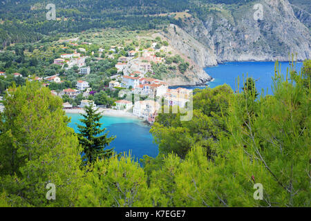 Le magnifique village d'Assos Kefalonian Banque D'Images