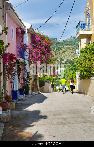 Le magnifique village d'Assos Kefalonian Banque D'Images