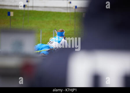 Lukas hofer au cours de la réduction à zéro avant le départ groupé biathlon, championnats d'été, massenstartwettkampf allemand männer 15 km, deutsche meisterschaft 2017 biathlon Banque D'Images