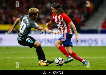 Filipe Luis Kasmirski (3) joueur de l'Atlético de Madrid. Sergio KEKO, Gontan (20) Malaga CF's player. La Liga entre l'Atlético de Madrid vs Malaga CF au stade Wanda Metropolitano de Madrid, Espagne, le 16 septembre 2017 . Banque D'Images