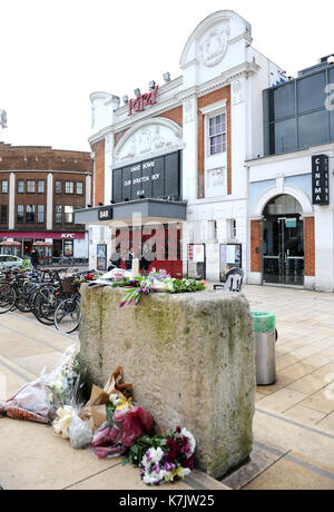 La photo Doit Être Créditée ©Kate Green/Alpha Press 079965 12/01/2016 David Bowie Notre Brixton Boy RIP, Ritzy Cinema à Brixton, Londres hommage à David Bowie après la triste nouvelle de son passage. Banque D'Images