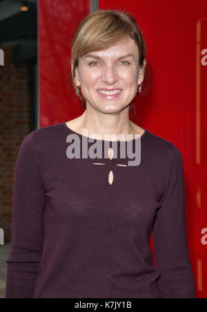 La photo doit être crédité ©Presse Alpha 079796 06/12/2015 Fiona Bruce à Matthew Bourne's Sleeping Beauty de Gala au Sadler's Wells Theatre de Londres. Banque D'Images