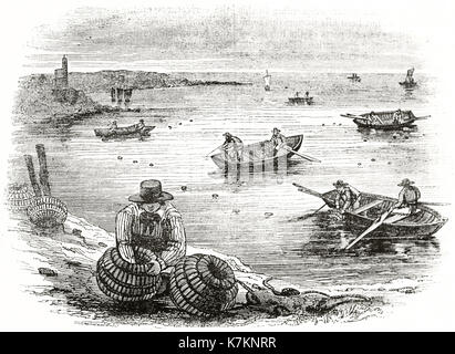 Vieille illustration d'examiner leur pêcheur à la nasse et le crabe-pots. Par auteur non identifié, publ. sur le Penny Magazine, Londres, 1837 Banque D'Images