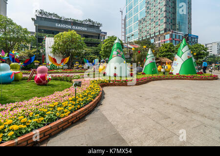 Image libre de droit stock de haute qualité de la décoration de la rue nouvelle année, Ho Chi Minh City, Vietnam Banque D'Images