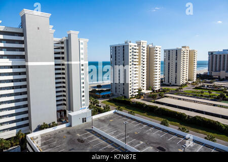 Caroline du Sud, Océan Atlantique, Myrtle Beach, Wyndham SeaWatch Plantation, hôtel, complexe, gratte-ciel gratte-ciel de hauteur gratte-ciel bâtiment bâtiments parking garage Banque D'Images