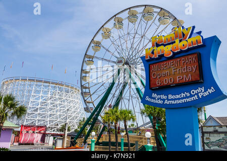 Myrtle Beach Caroline du Sud, Atlantic Ocean Water Boulevard, North Ocean Water, Family Kingdom, parc d'attractions en bord de mer, grande roue, montagnes russes, visiteurs Banque D'Images