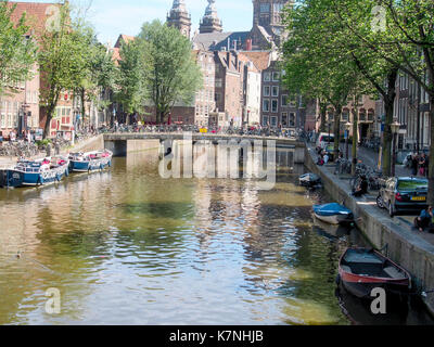 Brug,208 dans Armbrug de O.Z. Plus Armsteeg de O.Z. Voorburgwal foto 1 Banque D'Images