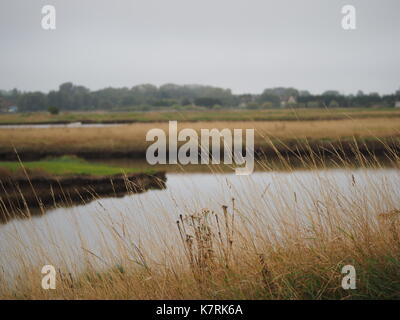 Sheerness, Kent, UK. Sep 17, 2017. Météo France : un ciel couvert, Misty, gris et un peu froid matin de Sheerness. Credit : James Bell/Alamy Live News Banque D'Images