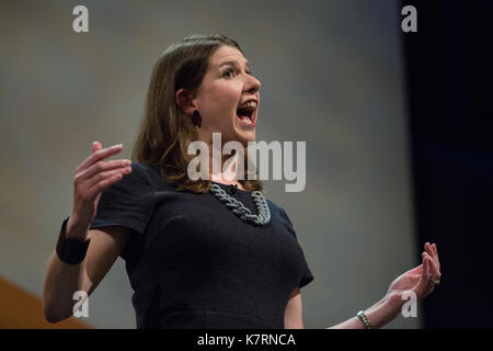 Bournemouth, Royaume-Uni. Sep 17, 2017. Jo Swinson MP, Chef adjoint du Parti libéral-démocrate, fait un discours à la Conférence d'automne des libéraux démocrates. Credit : Mark Kerrison/Alamy Live News Banque D'Images