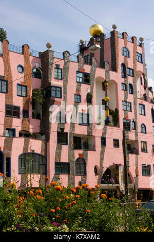 Die 'Grüne Zitadelle' in Magedeburg (Hundertwasser-Architektur) Banque D'Images