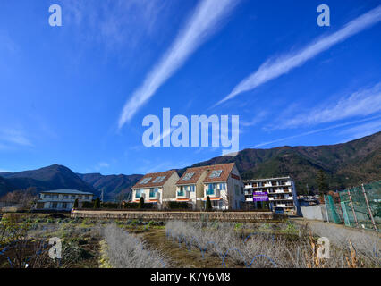 Yamanashi, Japon - Dec 4, 2016. vue de kawaguchiko township à Yamanashi, au Japon. la topographie naturelle de la région de Yamanashi est populaire pour tou Banque D'Images