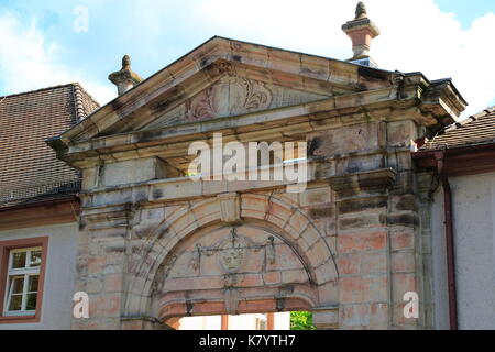 Obélisque, Kriegsdenkmal Baden-Baden Lichtental, am Klosterplatz Banque D'Images
