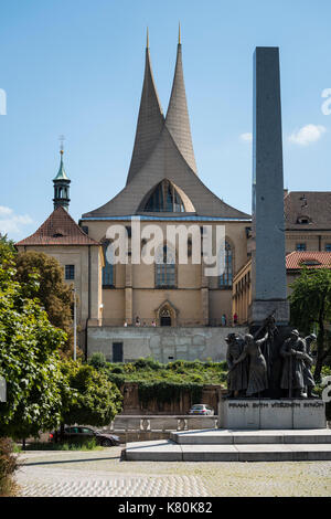 Prague. République tchèque. Monastère Emmaüs Emmaüs ou Emauzský (klášter) aka église Notre Dame, Saint Jérôme et les bénédictins slaves. Banque D'Images