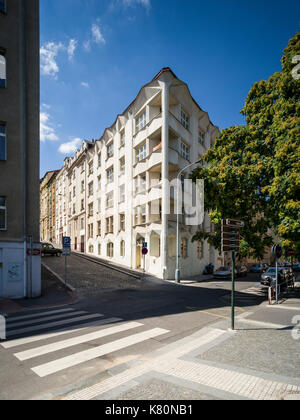 Prague. République tchèque. Hodkuv cinžovní dum, cubiste, immeuble conçu par l'architecte tchèque Josef Chochol (1880-1956), 1913-1914. Histoire 5 ap Banque D'Images