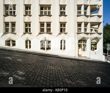 Prague. République tchèque. Hodkuv cinžovní dum, cubiste, immeuble conçu par l'architecte tchèque Josef Chochol (1880-1956), 1913-1914. Histoire 5 ap Banque D'Images