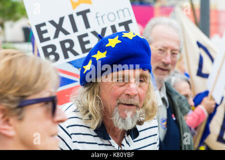 Bournemouth, Dorset, UK. Sep 17, 2017. Brexit arrêter la démonstration a lieu à l'occasion de la Conférence des démocrates libéraux de Bournemouth. Credit : Carolyn Jenkins/Alamy Live News Banque D'Images