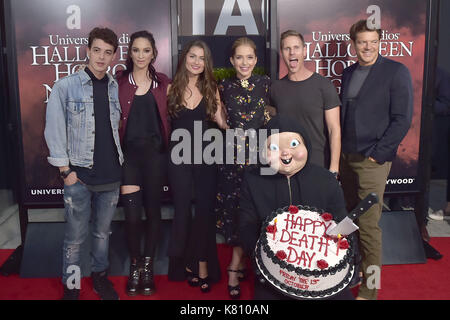 Israël broussard, ruby modine, rachel Matthews, Jessica rothe, Christopher b. landon und jason blum à l'ouverture de la 'Halloween Horror Nights' dans dans les studios Universal. Universal City, l'utilisation dans le monde entier 15.09.2017 | Banque D'Images