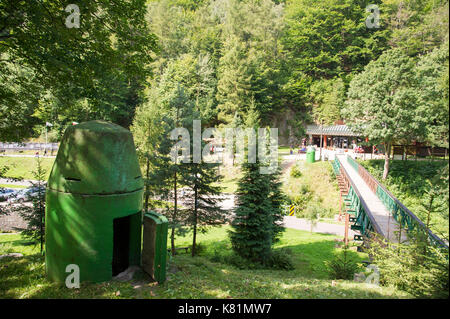 Le modèle de la fusée V2 à l'extérieur de Riese Walimskie Rzeczka complexe dérive de Walim, Pologne. 24 août 2017. En 1943 les Allemands Nazi a commencé à grande échelle Banque D'Images