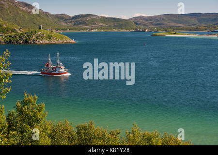 Bateau de pêche, île de Sommarøy, province de Troms, Norvège du Nord Banque D'Images