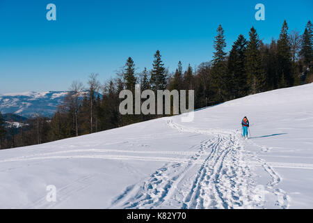 Ski de randonnée en Espagne, montagnes des Beskides, pilsko, rysianka Banque D'Images