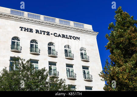 Le Ritz-Carlton Hotel à Budapest. Cette chaîne d'hôtels exploite 91 hôtels et stations de luxe dans 30 pays. Banque D'Images