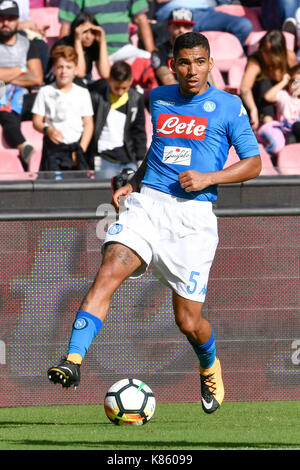 Napoli, italie - Septembre 17 : marques loureiro allan de Naples en action au cours de la série d'un match de football entre SSC Napoli et benevento calcio au Stadio san paolo le 17 septembre 2017 à Naples, Italie (photo de marco iorio) Banque D'Images