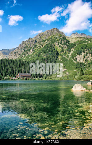 Lac de poprad (popradske pleso) dans les Hautes Tatras (Vysoke Tatry) parc national, Slovaquie Banque D'Images