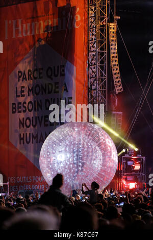 La Courneuve, France. 16 septembre 2017. S-crew se produit à la 82e édition de la Fête de l'humanité, le 16 septembre 2017 à la Courneuve. Banque D'Images