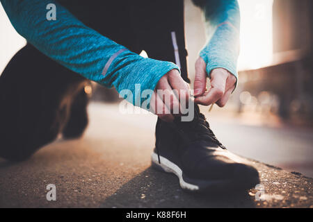 Le jogging et la course sont des reconstitutions de remise en forme Banque D'Images