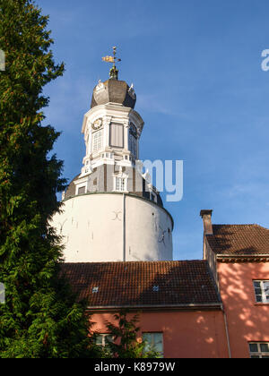 Jever, Allemagne - le 24 novembre 2016 : le château de Jever, différentes images de l'extérieur du bâtiment historique Banque D'Images