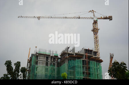 Putrajaya, Malaisie - Jul 7, 2015. un chantier de construction au centre-ville de Putrajaya, Malaisie. putrajaya est une ville planifiée et l'administration fédérale Banque D'Images