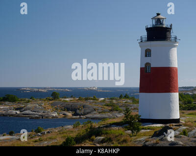 Phare de Söderarm, à l'extérieur de Räfsnäs, Gräddö, Rådmansö dans l'archipel de Roslagen, Stockholm, Suède. Banque D'Images