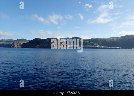 L'île de São Jorge Village Velas Azores Portugal Europe Banque D'Images