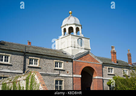 Glynde Place et cimetière, Glynde, East Sussex, UK Banque D'Images