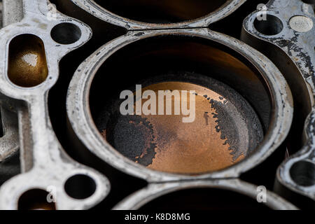 Dans le bloc moteur Volvo Ford Focus RS montrant les pistons Banque D'Images