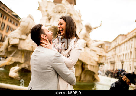 Couple aimant visites sur voyage vacances à Rome, Italie Banque D'Images