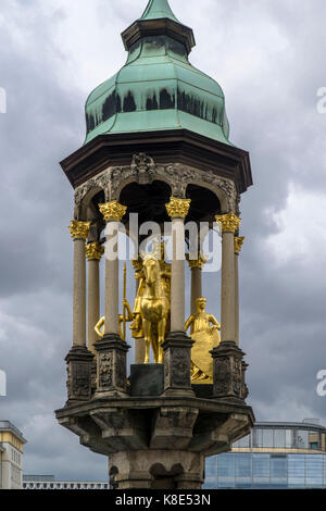 Magdeburg, pilote de Magdeburg, colonne commémorative pour Otto I de 1240, Magdeburger Reiter, Gedenksaeule für Otto I von 1240 Banque D'Images