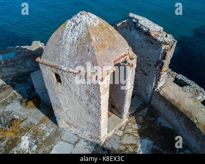 Vue aérienne de la tour génoise, la tour genovese, détails de la tour, la péninsule du Cap Corse, Corse. France. Littoral. france tour de défense. Banque D'Images