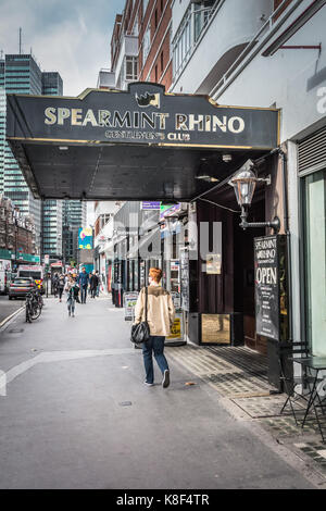 Spearmint Rhino club de gentlemen sur Tottenham Court Road, Londres, UK Banque D'Images